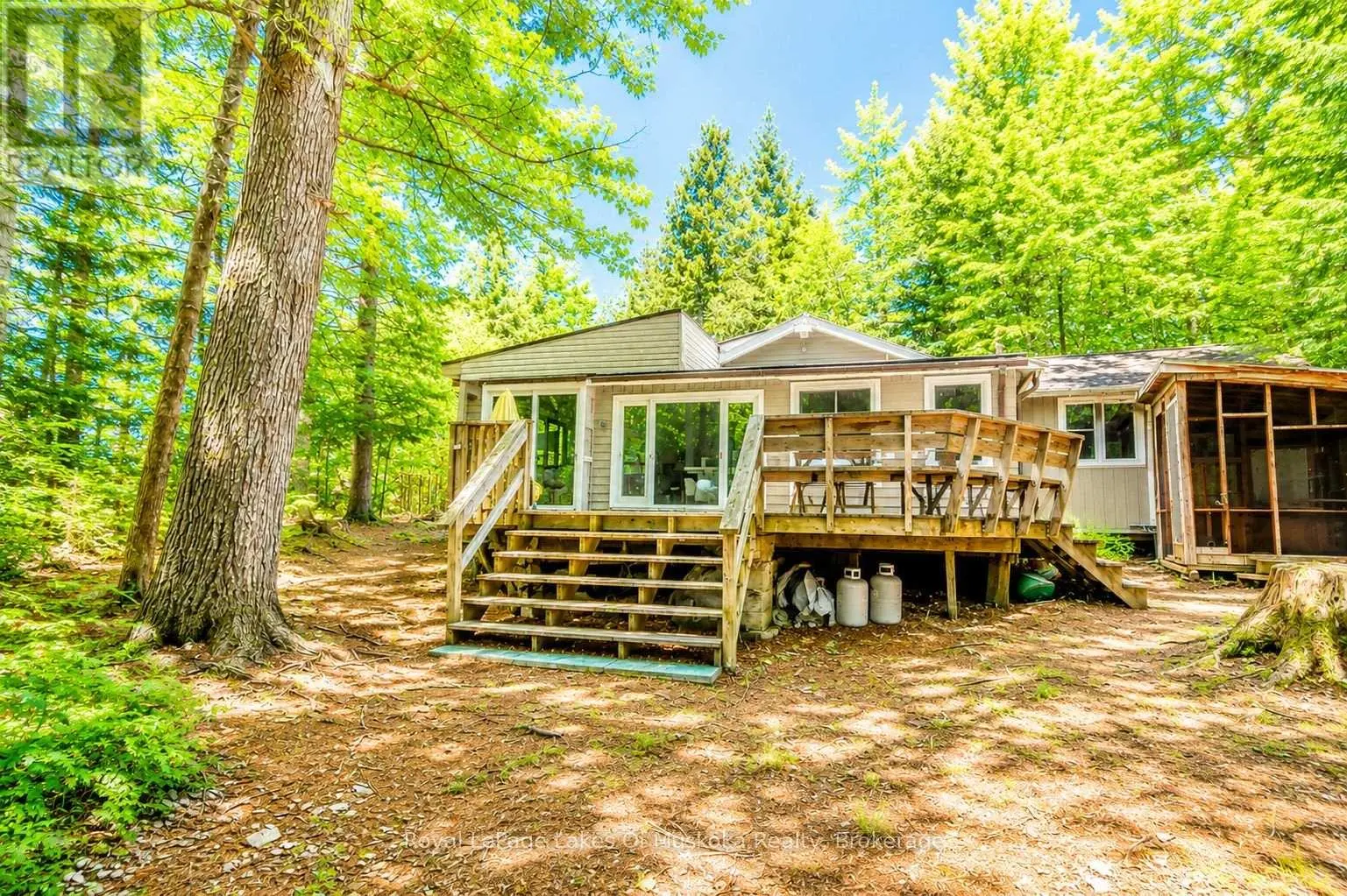 1036 Porcupine Point, Lake of Bays (Ridout)